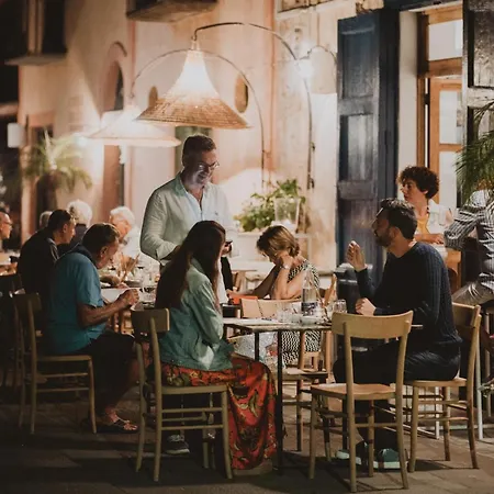 Boutique I Cinque Balconi 3* 圣马丽娜－萨利娜